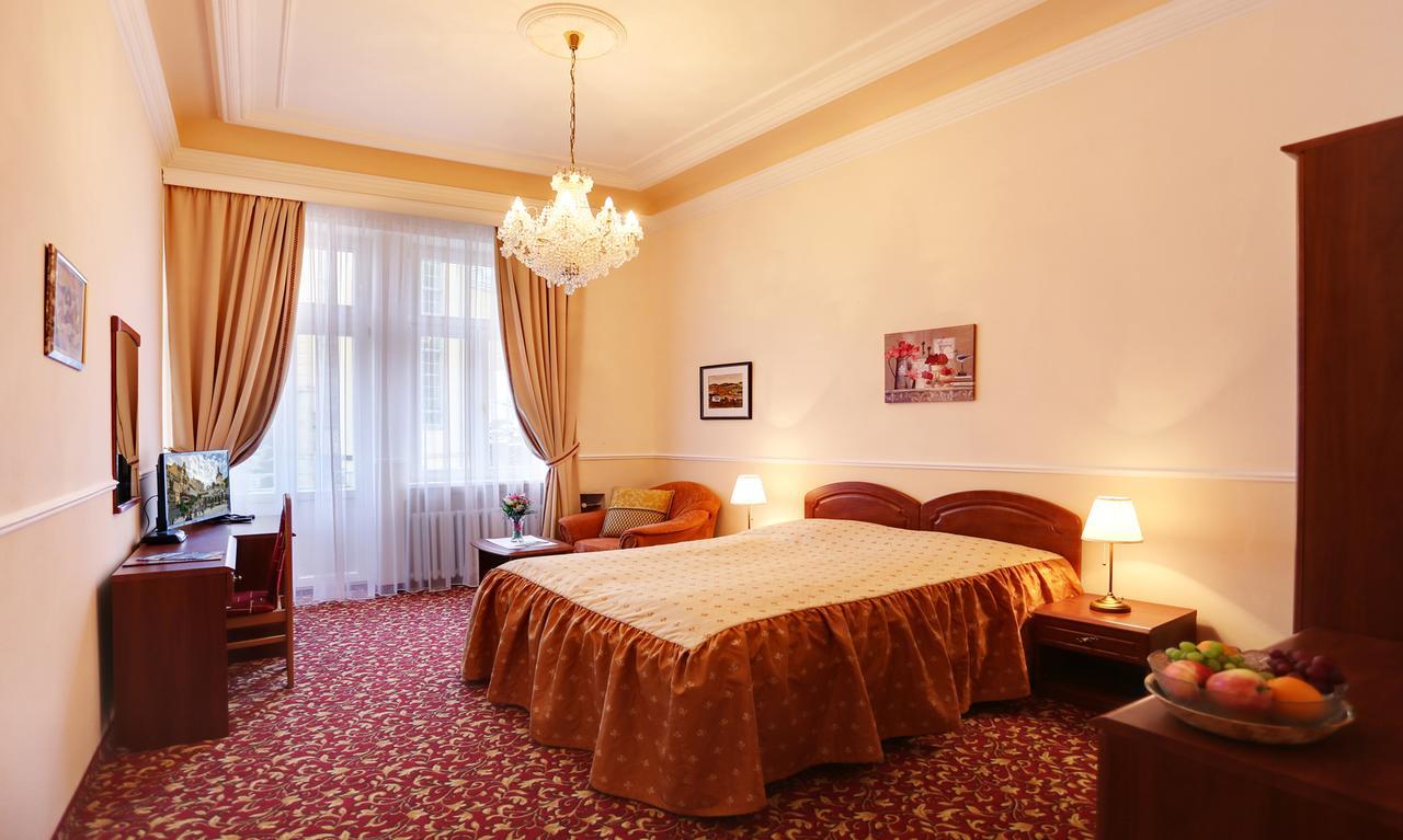Spa Hotel Purkyne كارلوفي فاري المظهر الخارجي الصورة